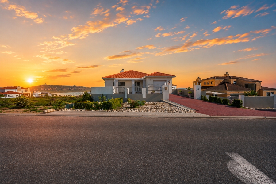 4 Bedroom Property for Sale in Myburgh Park Western Cape